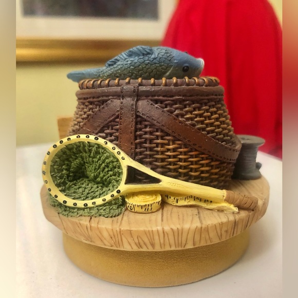 “ Our America Gift” Fishing Candle Jar Topper Fish Basket Rod Reel Net Outdoors. - Picture 10 of 11